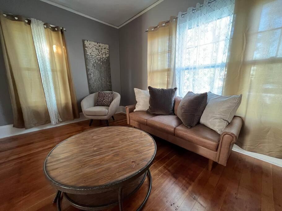 Timelessly Restored Home - Entirely Yours To Enjoy Billings Esterno foto